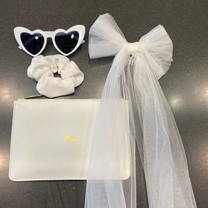 Bridal accessories kit
